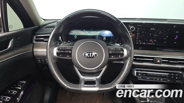 Kia K5 2021 — Şəkil 13/20