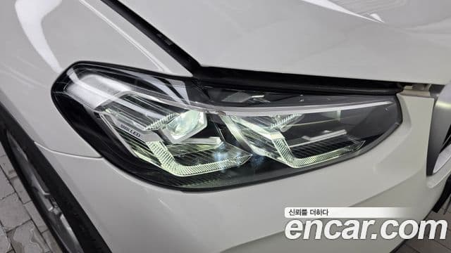 BMW X3 2022 — Photo 1/32