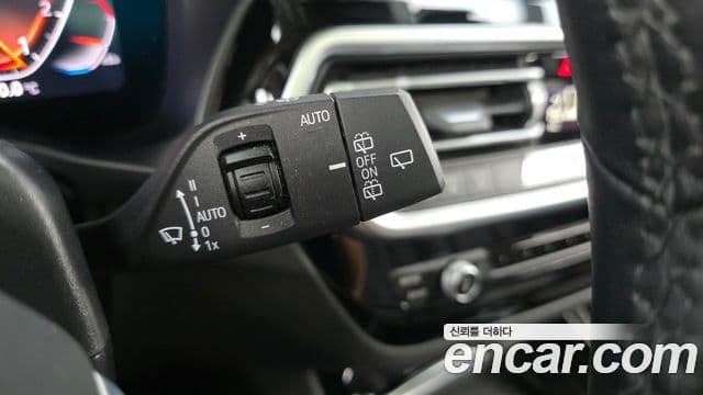 BMW X3 2022 — Photo 26/32