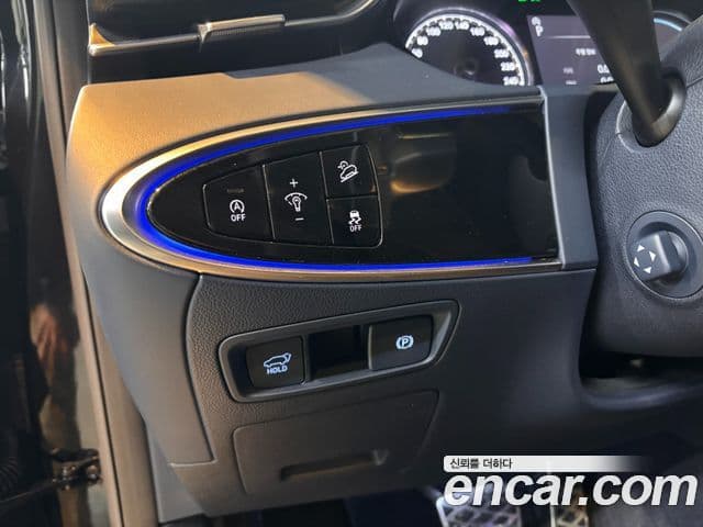 Genesis GV70 2021 — Şəkil 16/20