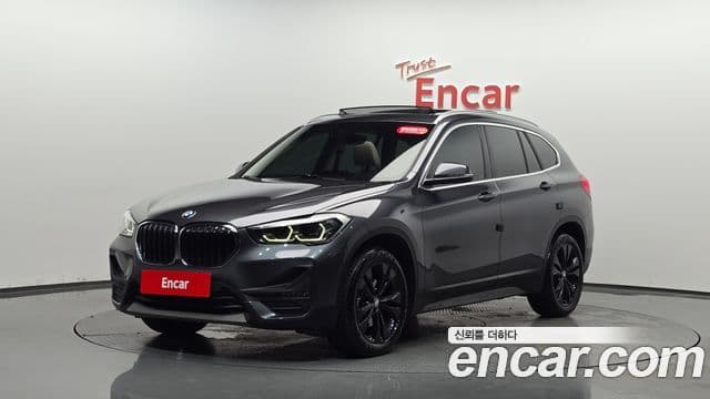 BMW X1 2020 — Şəkil 10/20