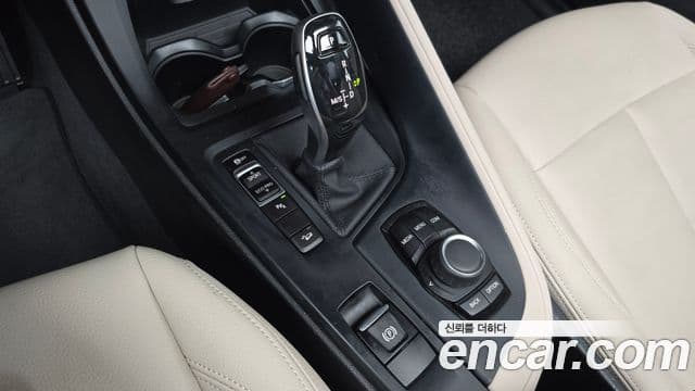BMW X1 2020 — Şəkil 8/20