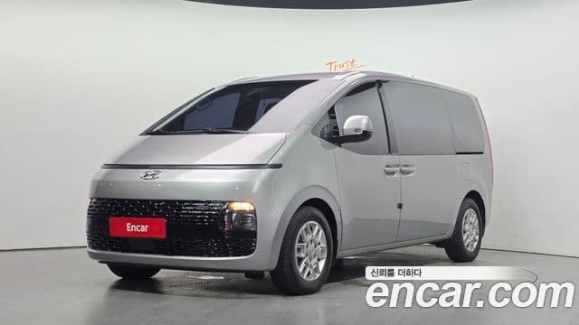Hyundai Staria 2022 — фото 1 из 20