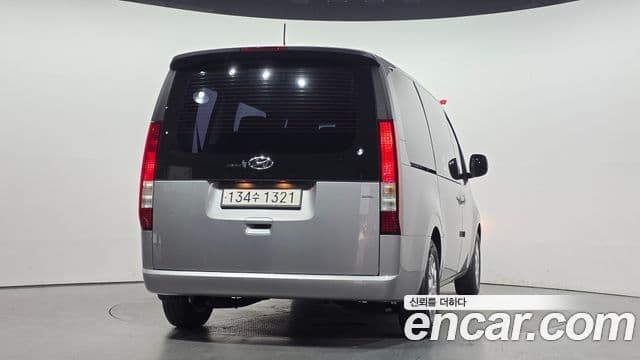 Hyundai Staria 2022 — фото 4 из 20