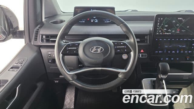 Hyundai Staria 2022 — фото 14 из 20