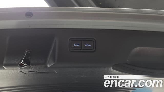 Hyundai Staria 2022 — фото 17 из 20