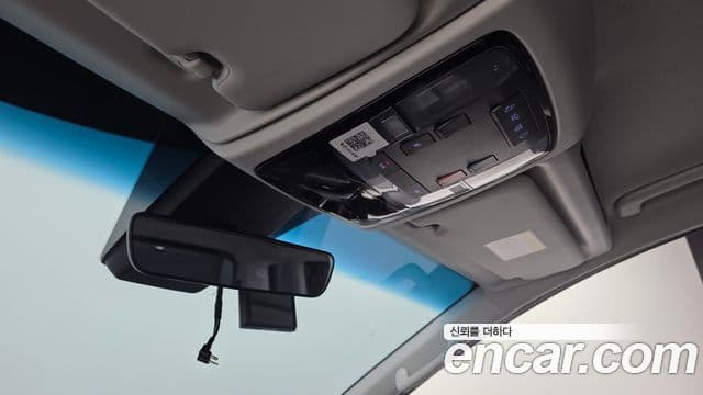 Hyundai Staria 2022 — фото 20 из 20