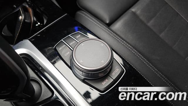 BMW X4 2021 — Photo 26/37