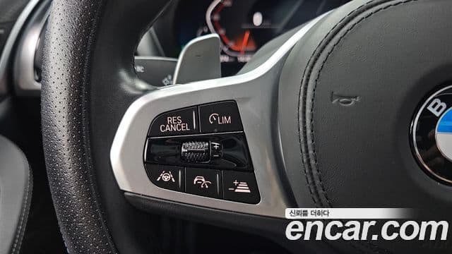 BMW X4 2021 — Photo 27/37