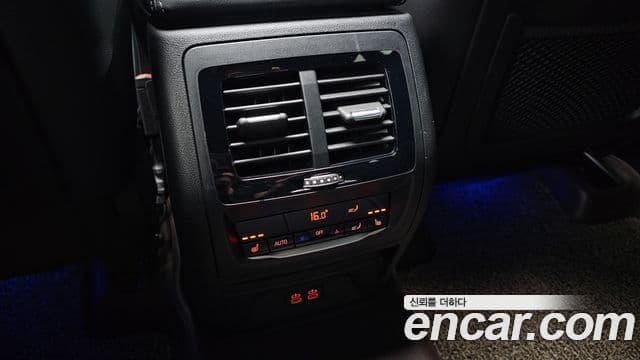 BMW X4 2021 — Photo 2/37
