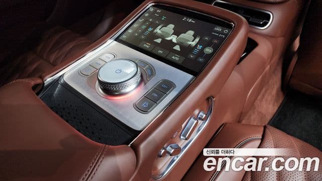 Genesis G90 2023 — Şəkil 19/20