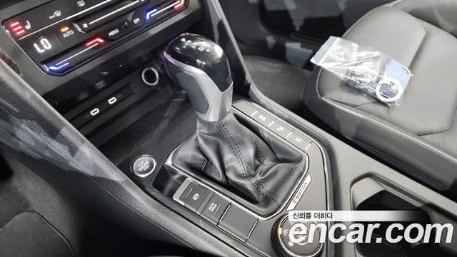 Volkswagen Tiguan 2023 — Şəkil 9/20