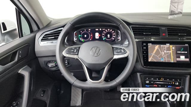 Volkswagen Tiguan 2023 — Şəkil 13/20