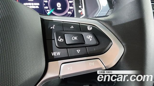 Volkswagen Tiguan 2023 — Şəkil 16/20