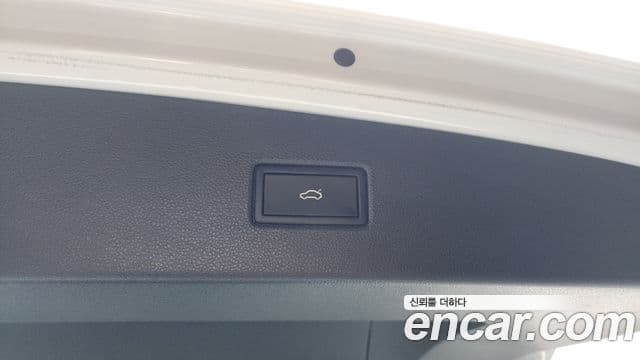 Volkswagen Tiguan 2023 — Şəkil 19/20