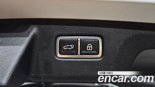 Kia Sorento 2022 — Фото 17/20