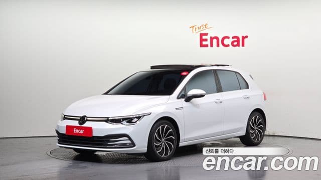 Volkswagen Golf 2023 — ფოტო 1/20
