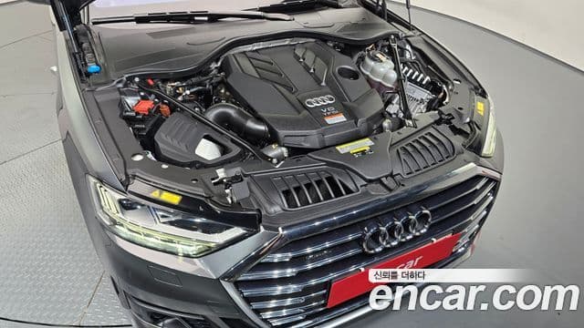 Audi A8 2020 — ფოტო 6/20