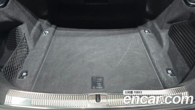 Audi A8 2020 — Photo 6/45