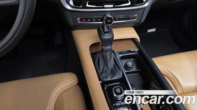 Volvo S90 2020 — ფოტო 9/20