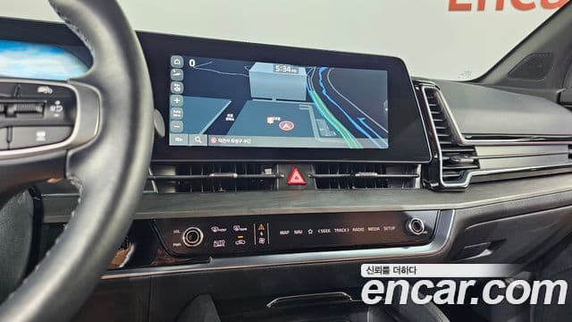 Kia Sportage 2023 — фото 12 из 20