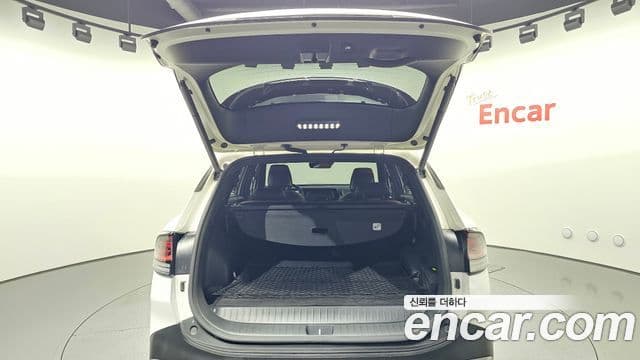 Kia Sportage 2023 — фото 18 из 20