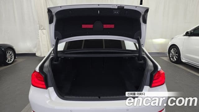 BMW 5 Series 2020 — фото 20 из 20