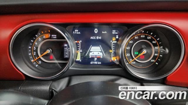 Jeep Wrangler 2023 — ფოტო 6/20