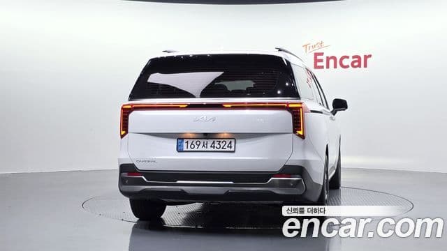Kia Carnival 2024 — Şəkil 4/20