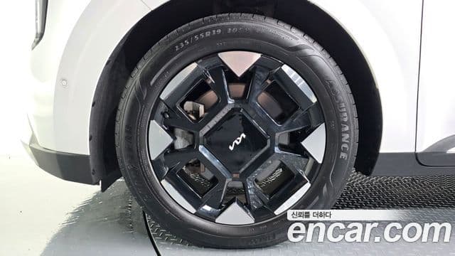 Kia Carnival 2024 — Şəkil 5/20