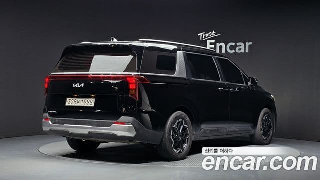 Kia Carnival 2025 — ფოტო 2/20
