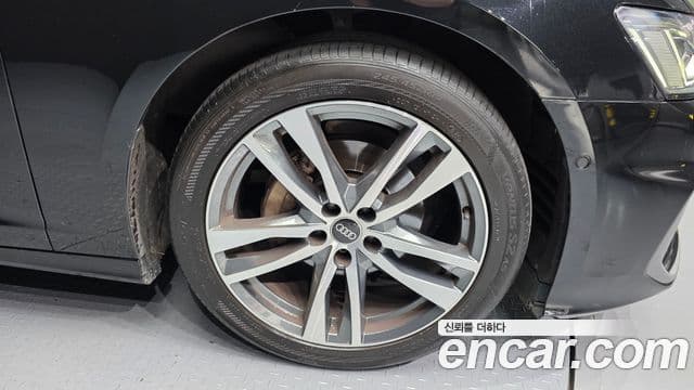 Audi A6 2022 — ფოტო 5/20
