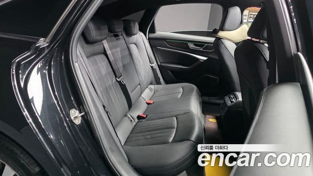 Audi A6 2022 — ფოტო 12/20