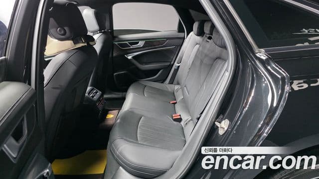Audi A6 2022 — ფოტო 1/36