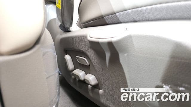 Kia Carnival 2024 — Photo 37/42