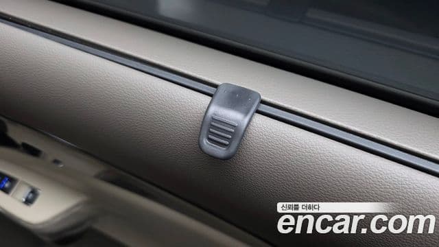 Kia Carnival 2024 — Photo 16/42
