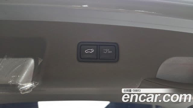 Kia Carnival 2024 — Photo 29/42