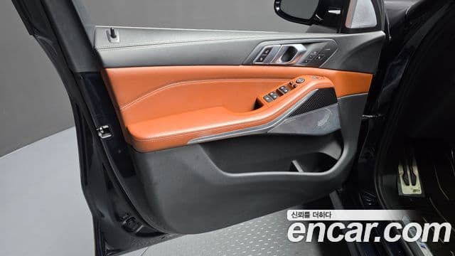 BMW X5 2022 — Photo 14/33