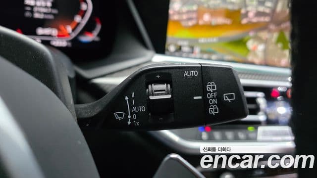 BMW X5 2022 — Photo 33/33