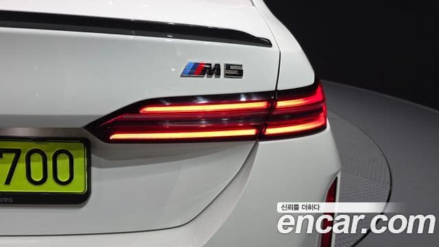 BMW M5 2025 — Photo 18/33