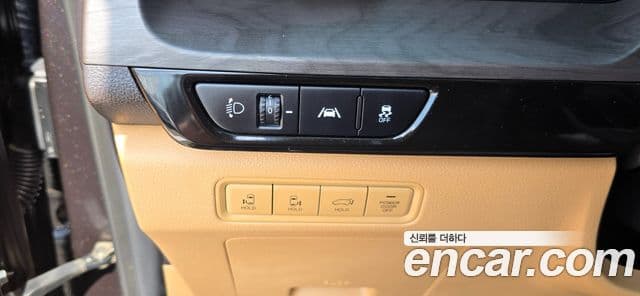 Kia Carnival 2022 — ფოტო 12/20