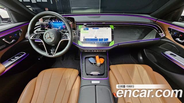 Mercedes-Benz E-Class 2025 — Фото 7/20