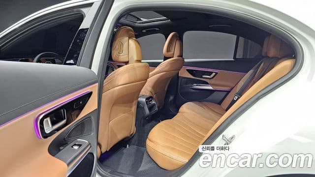 Mercedes-Benz E-Class 2025 — Фото 11/20