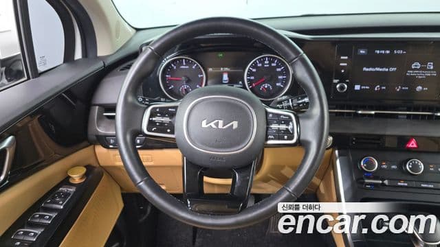 Kia Carnival 2022 — Şəkil 13/20