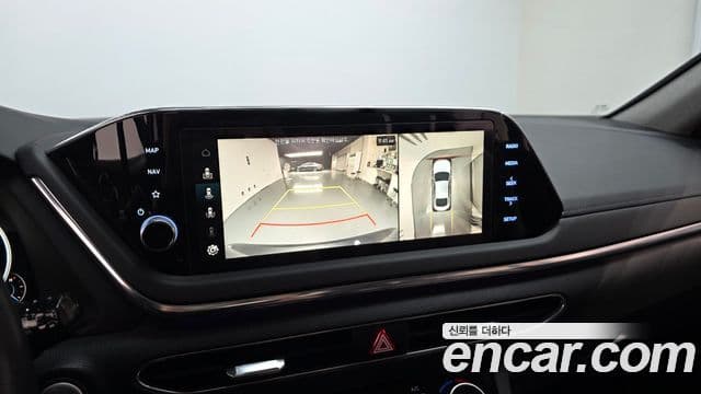 Hyundai Sonata 2022 — ფოტო 14/20