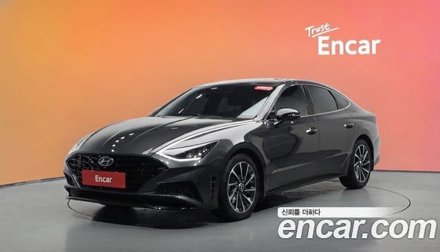Hyundai Sonata 2022 — ფოტო 1/20