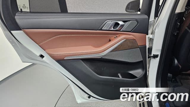 BMW X5 2021 — Photo 30/39