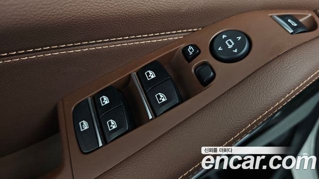 BMW X5 2021 — Photo 10/39