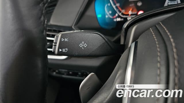 BMW X5 2021 — Photo 16/39