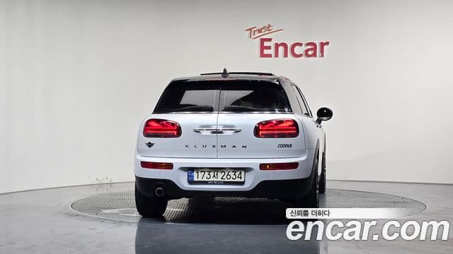 Mini Cooper Clubman 2023 — ფოტო 3/20